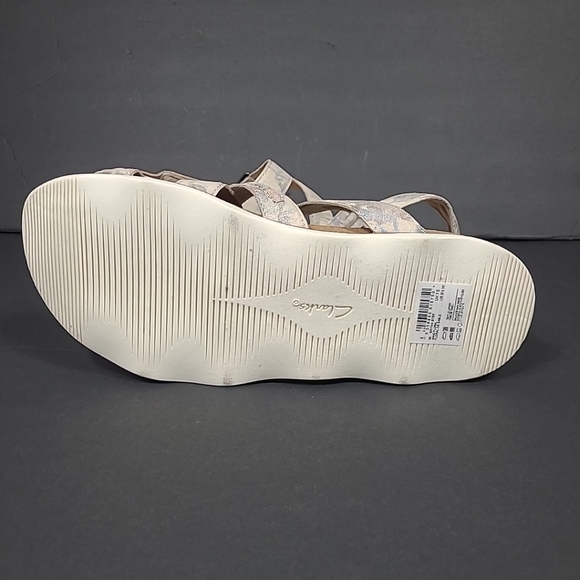 Clark’s Collection Adjustable Sandals Brynn Step SAND FLORAL Women US 9.5W - Picture 9 of 11
